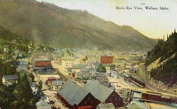 1900 postcard of Wallace, Idaho, a former rich sliver mining town.